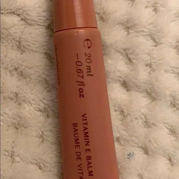 New. FEEL. Vitamin E Lip Balm. - Picture 2 of 4